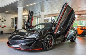 McLaren 570S in Onyx Black '2016